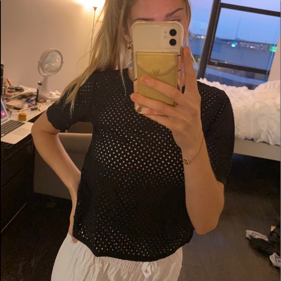 Hole pattern top - Picture 4 of 4